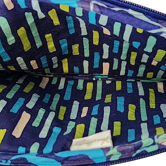Vera‎ Bradley Cosmetic Case Blue White Green Floral 9"x7" Travel Vacation Clutch - Picture 8 of 9